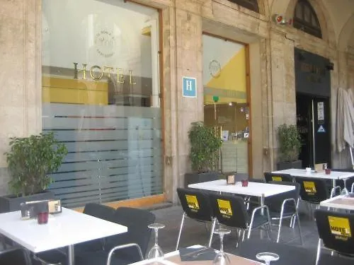 Roma Reial location