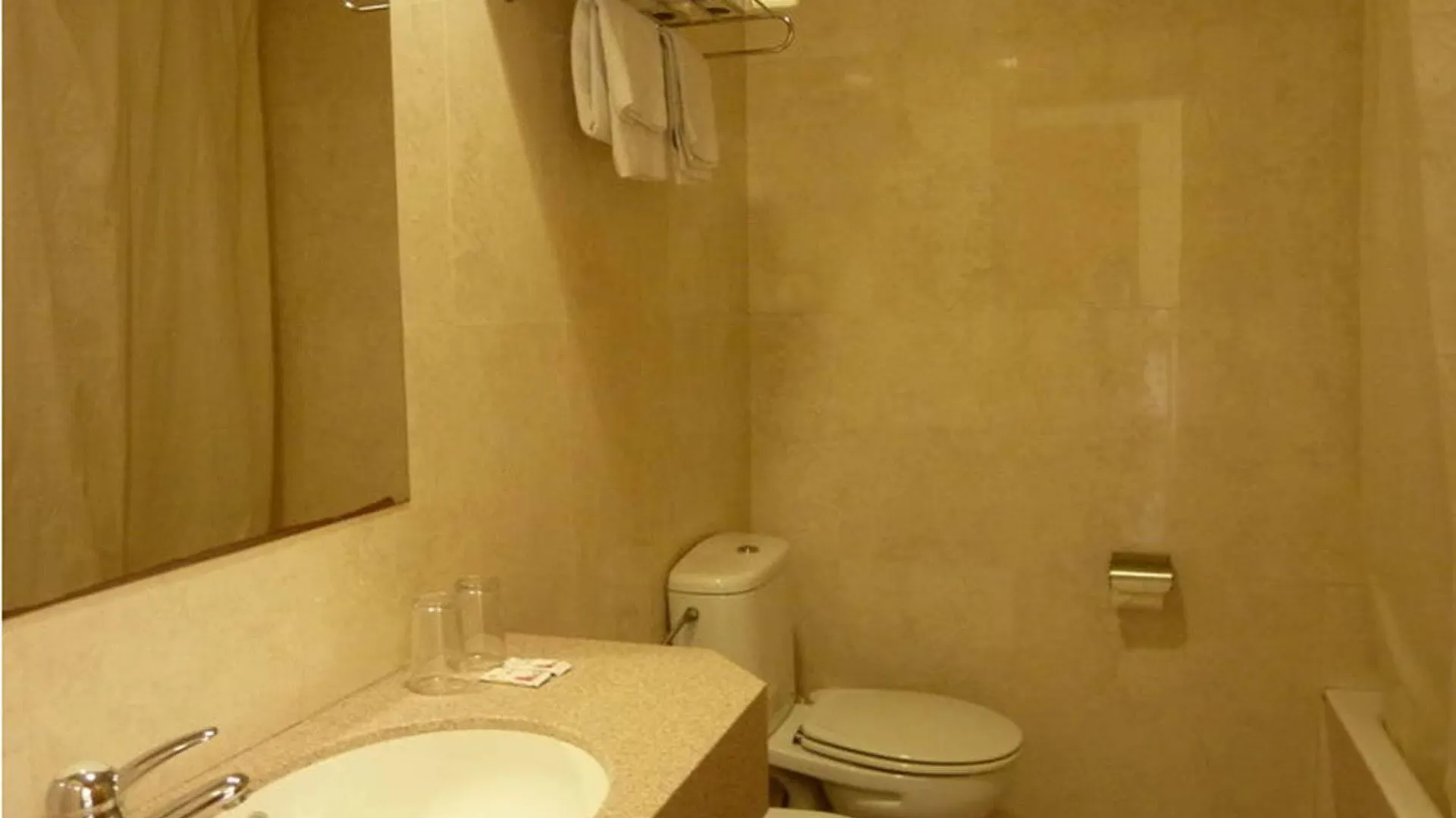 Roma Reial Hotel Barcelona