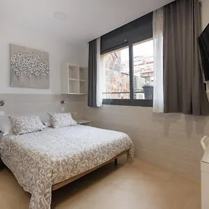 2* Casa de hóspedes House