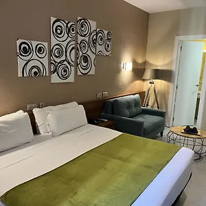 2* Casa de hóspedes Iznájar