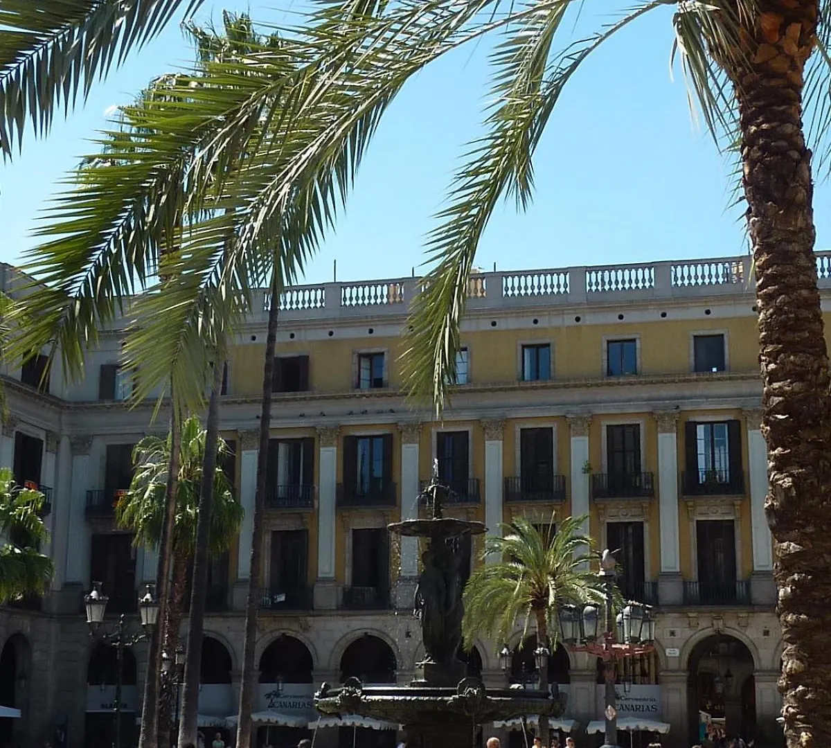 Отель Roma Reial Барселона